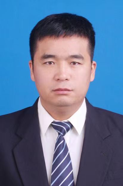 馮韓章   副主任醫師